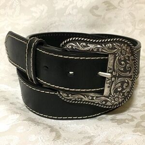 ARIAT Belt Genuine Leather Black Womens Sz M Silver Tone Buckle Snap